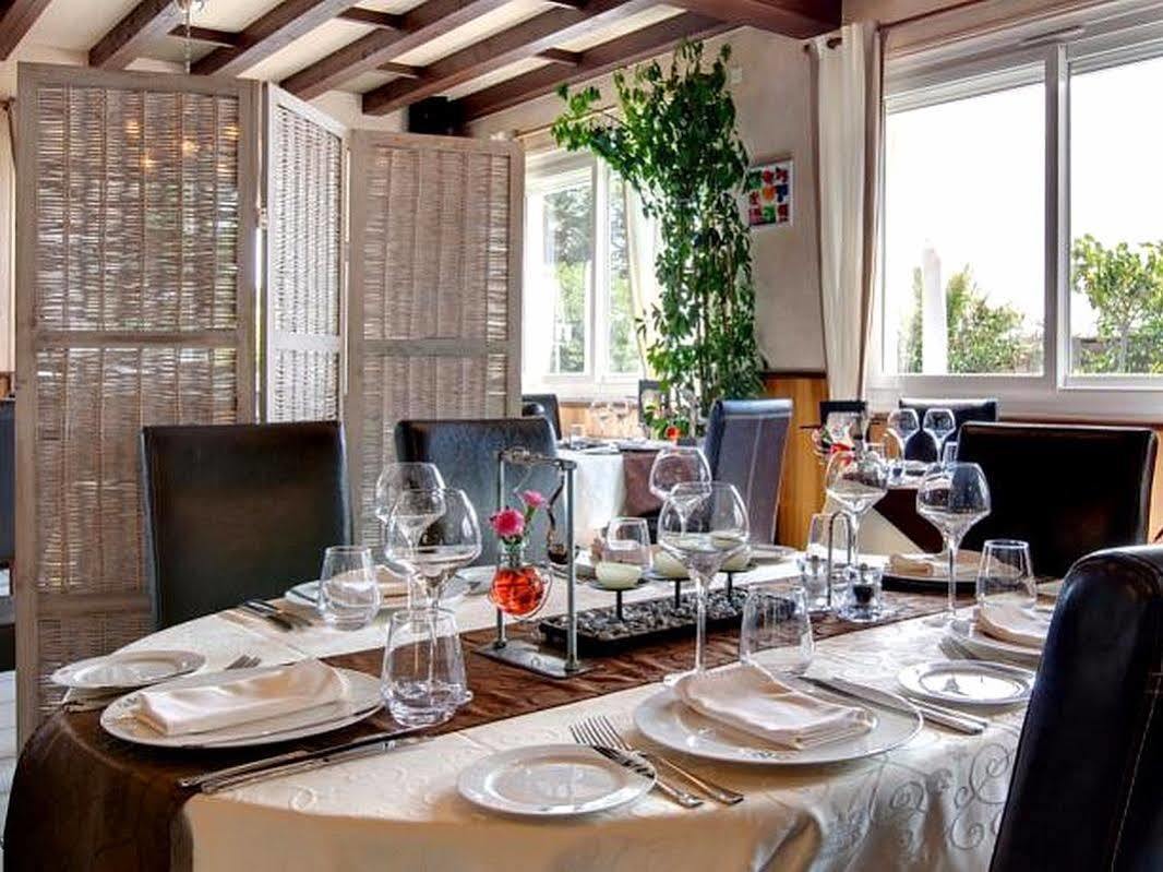 Logis Hotel Centrotel Et Spa Bulles D'Allier 蒙马罗 外观 照片