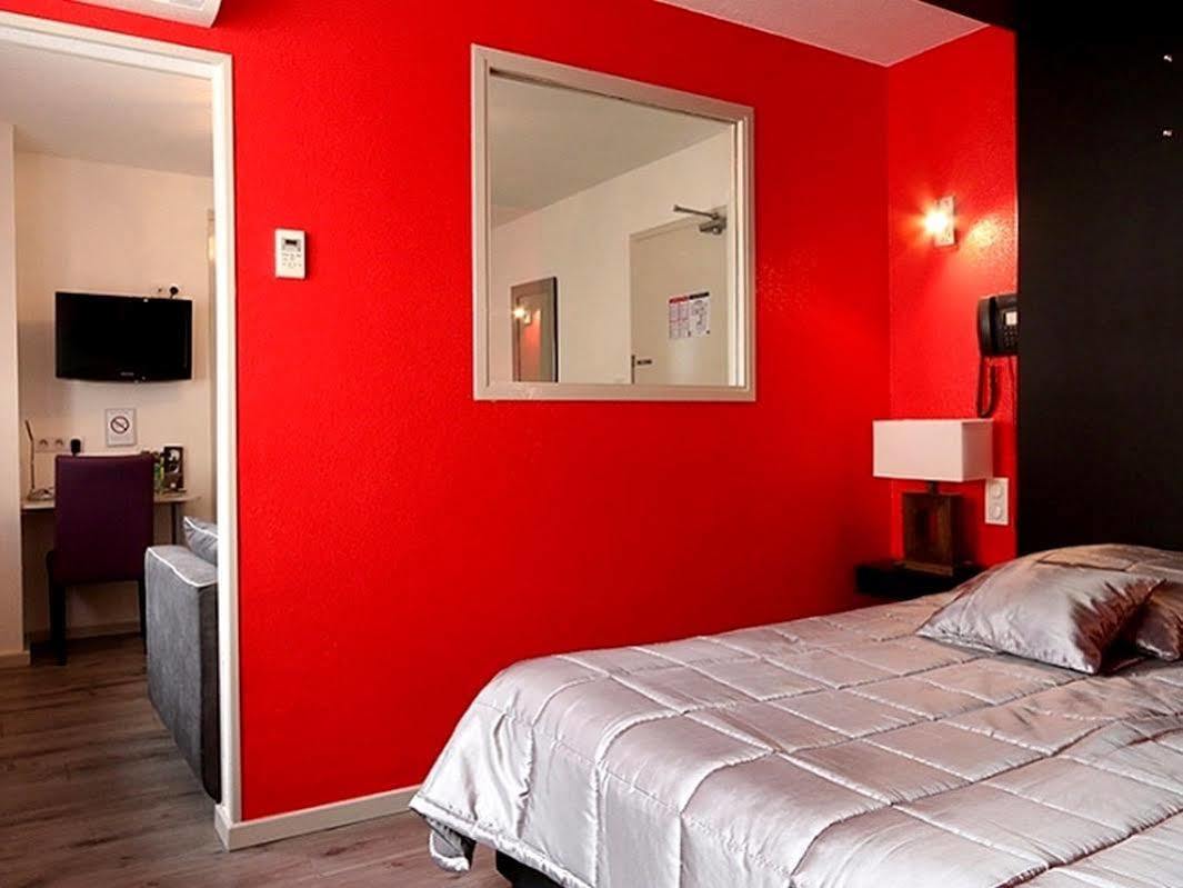 Logis Hotel Centrotel Et Spa Bulles D'Allier 蒙马罗 外观 照片