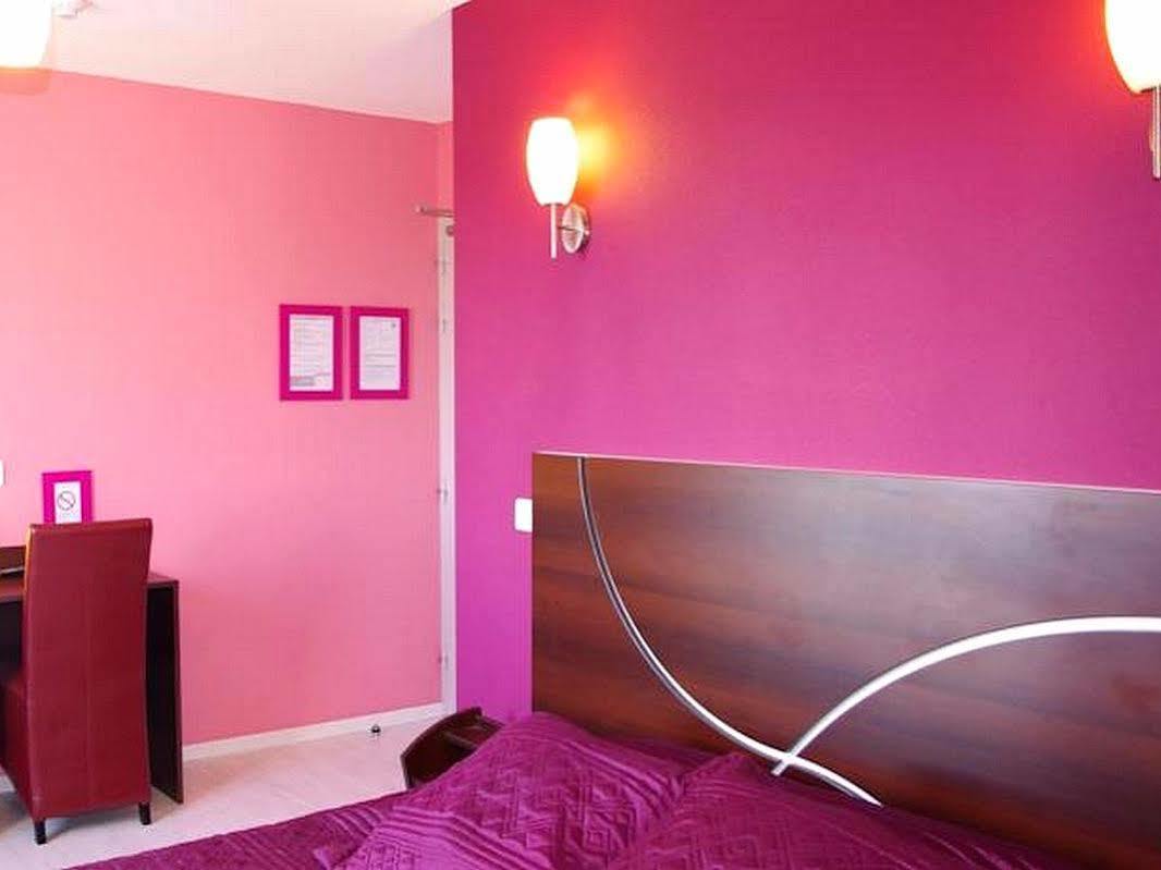 Logis Hotel Centrotel Et Spa Bulles D'Allier 蒙马罗 外观 照片